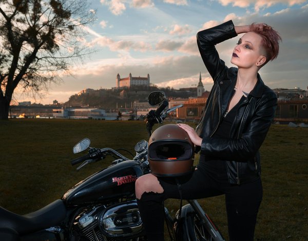 Implications des dispositifs main libre sur les nouvelles générations de conducteurs